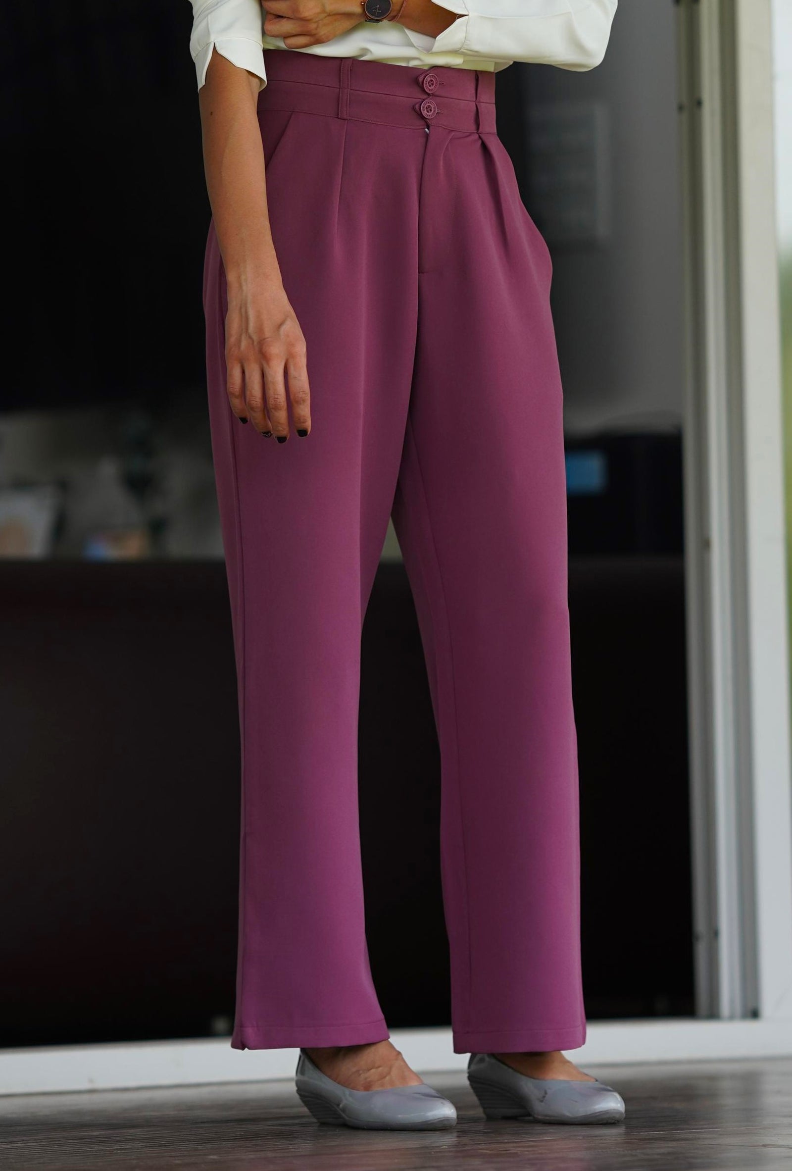 Snatch It: High-waist pants: Mauve