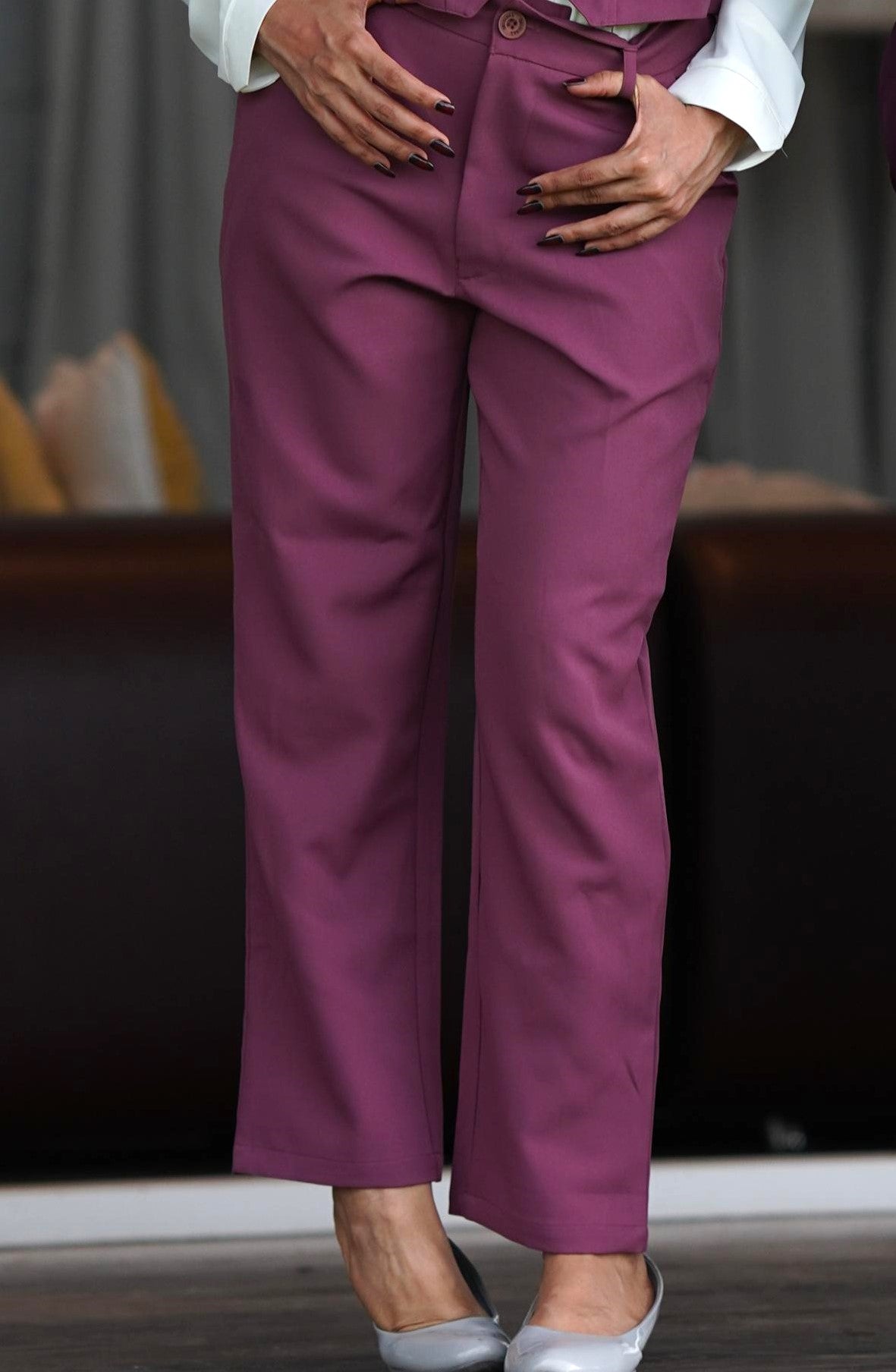 Tailored Fit Mid-waist pants : Mauve
