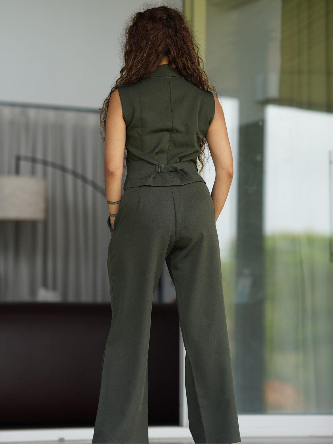 Slash It Waistcoat With Trousers: Olive